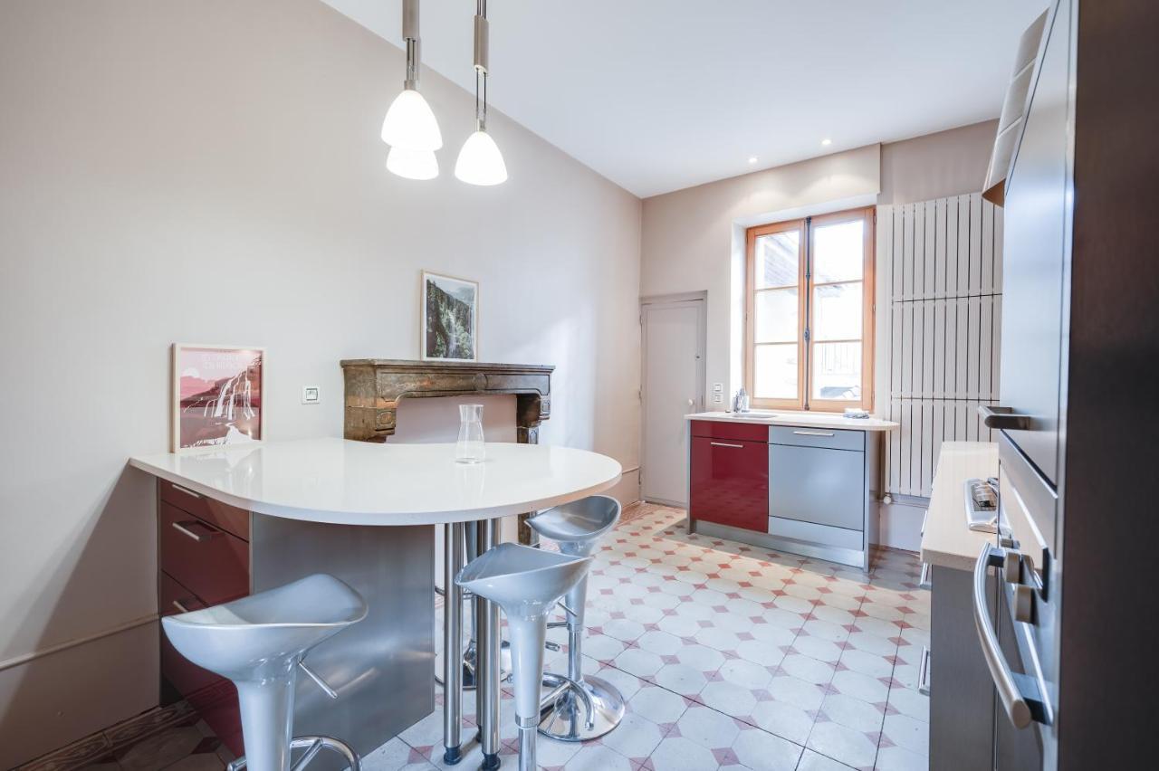 Grand Appartement 8 Personnes Terrasse Privative Hyper Centre Calme Lons-le-Saunier Exterior photo